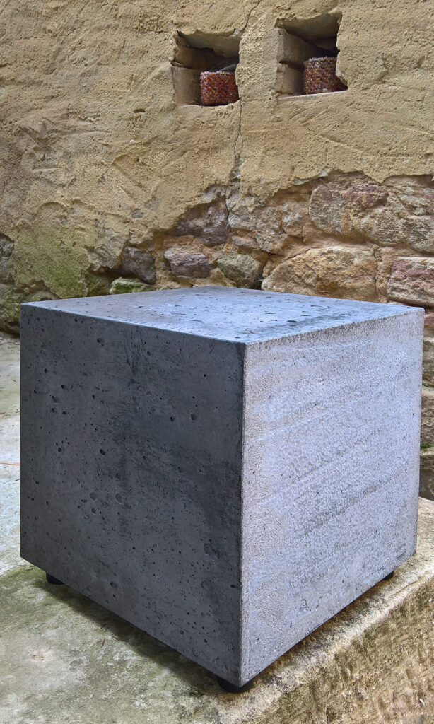 beton_subwoofer